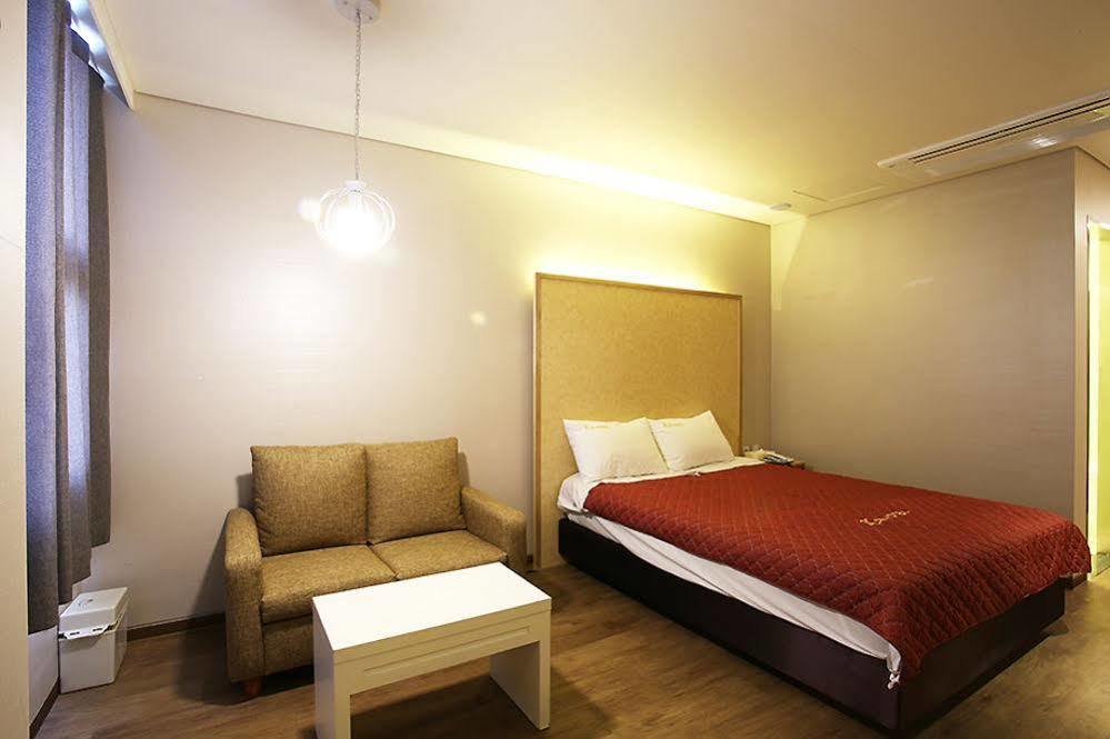 K City Hotel Szöul Kültér fotó